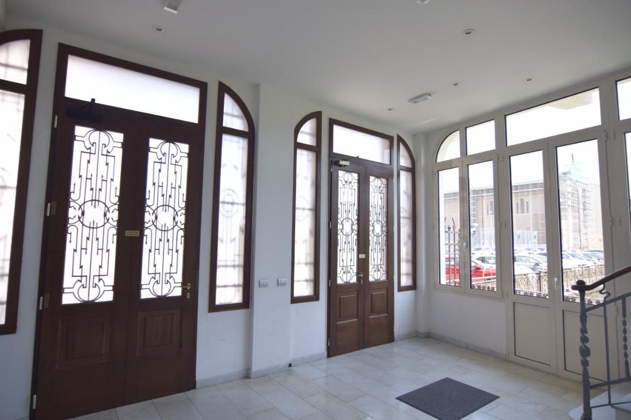 Sweet Sea View Apartment Савона Екстериор снимка