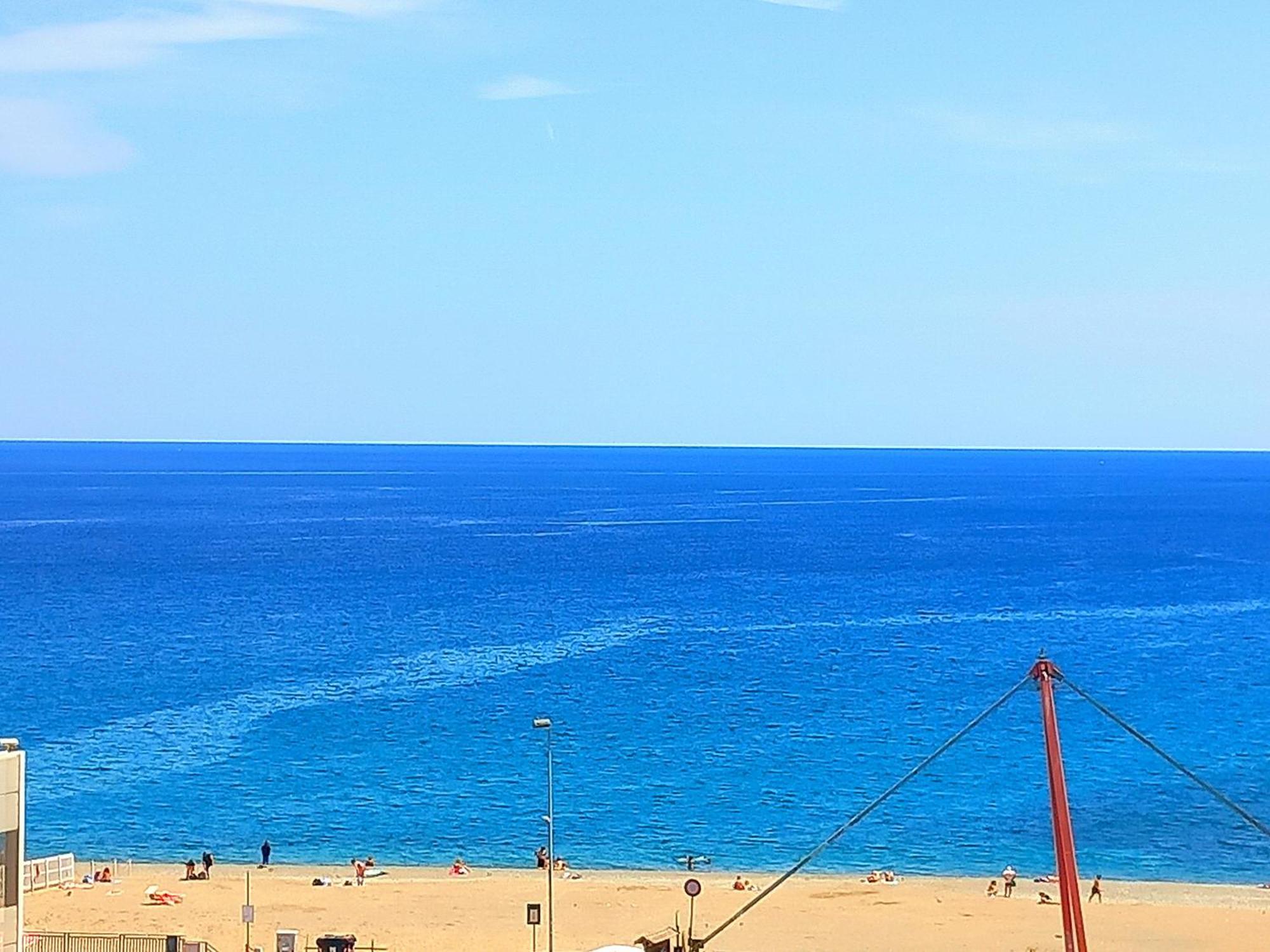 Sweet Sea View Apartment Савона Екстериор снимка