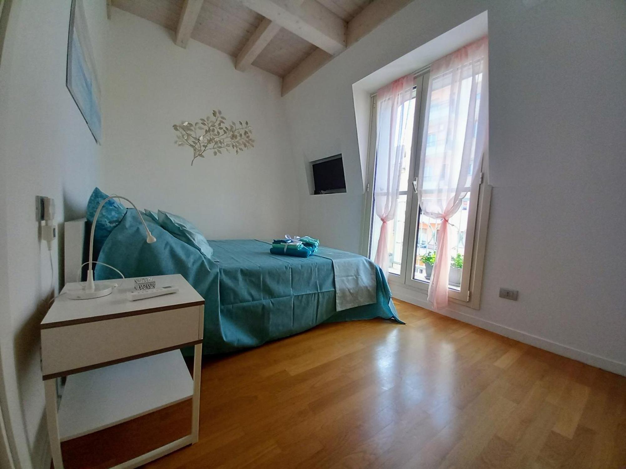 Sweet Sea View Apartment Савона Екстериор снимка